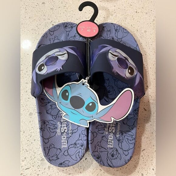 Disney Lilo and Stitch Stitch Sandals - Picture 2 of 3